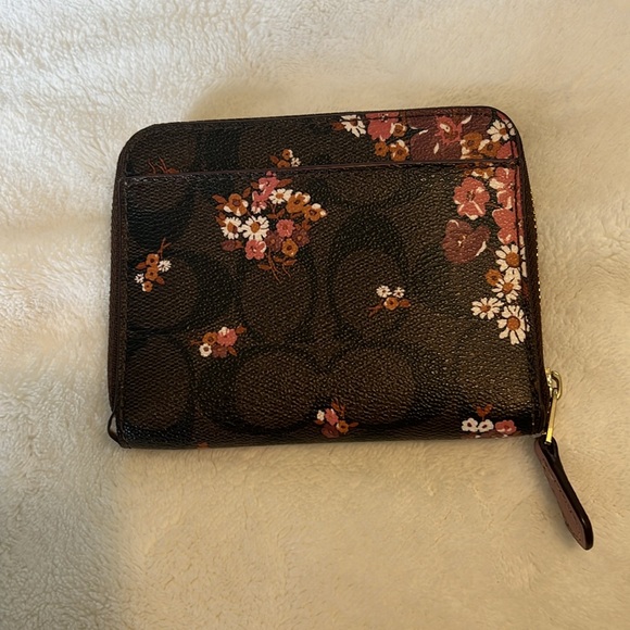 Coach Mini Wallet - Picture 2 of 7